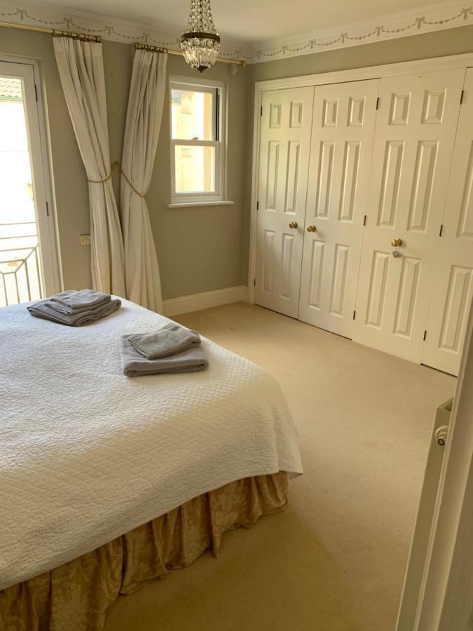 Circus Mews Townhouse:2 Beds:2 En-Suite Baths:Parking:City Centre:Quiet Area Extérieur photo