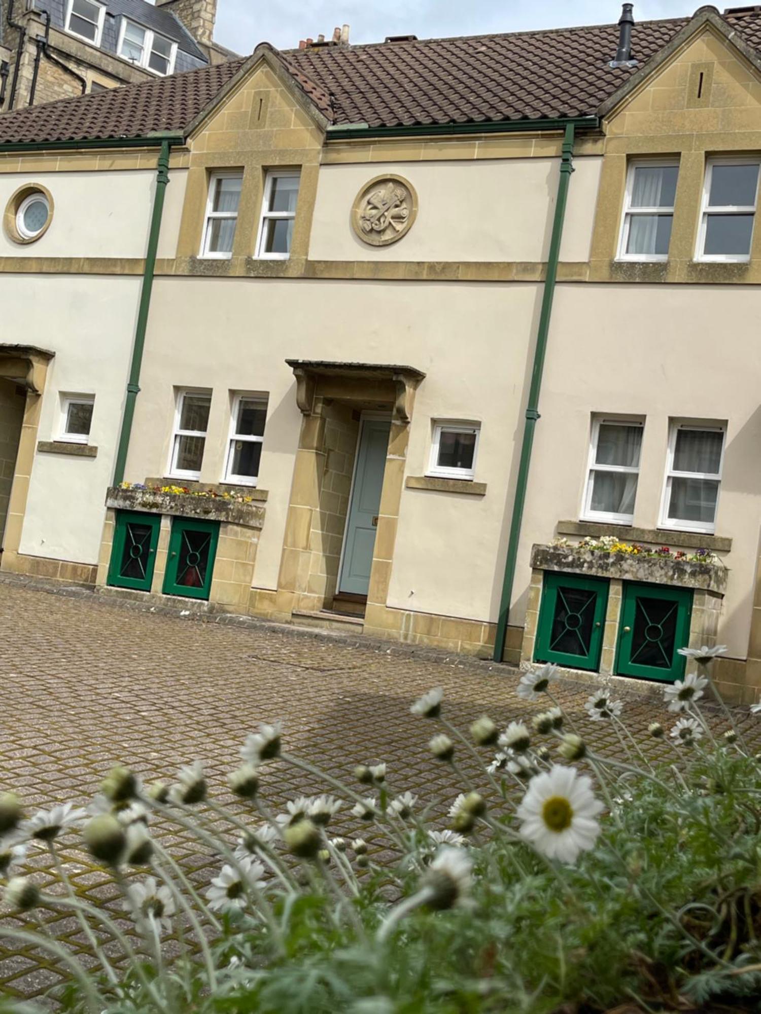 Circus Mews Townhouse:2 Beds:2 En-Suite Baths:Parking:City Centre:Quiet Area Extérieur photo