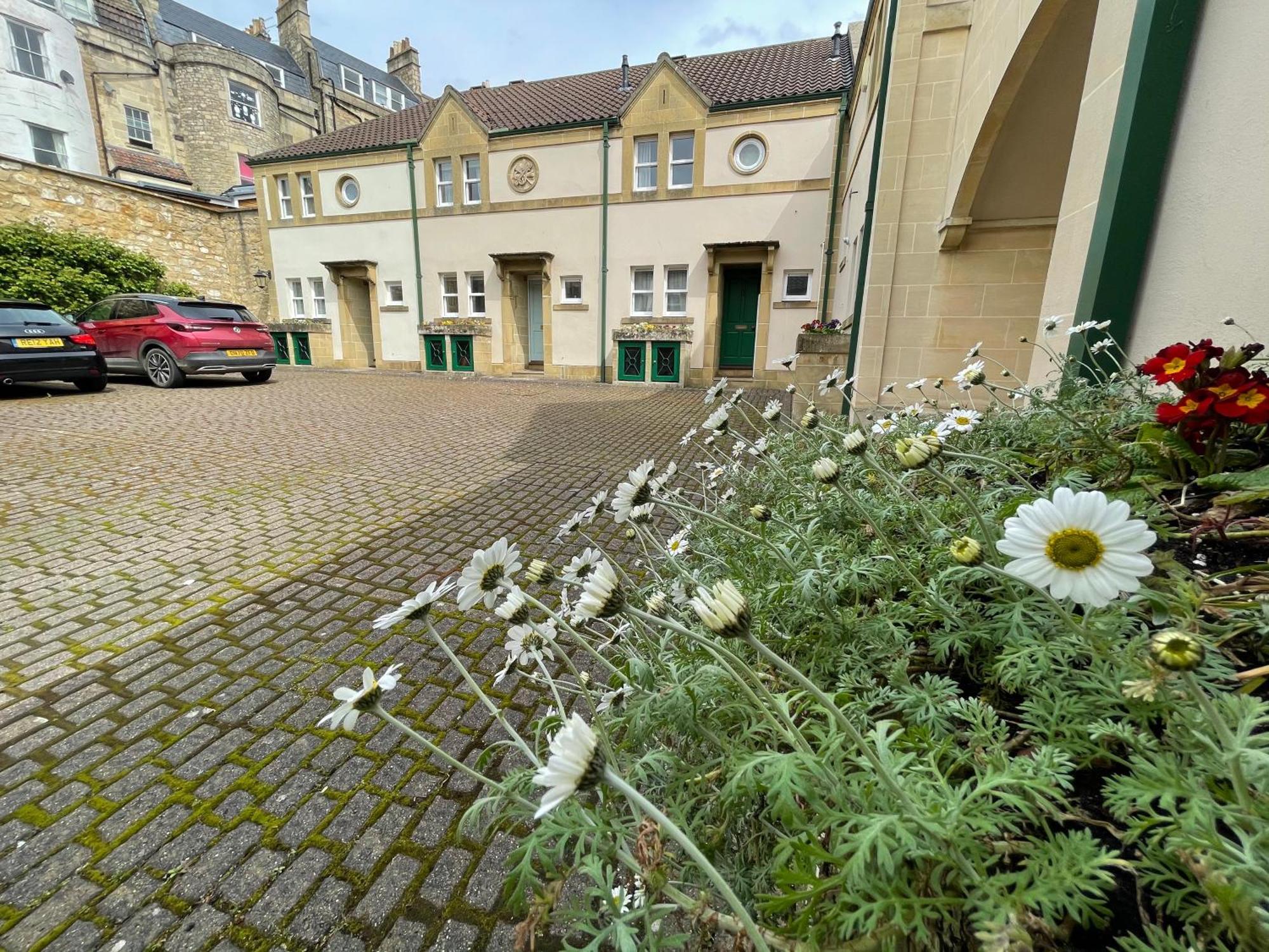 Circus Mews Townhouse:2 Beds:2 En-Suite Baths:Parking:City Centre:Quiet Area Extérieur photo